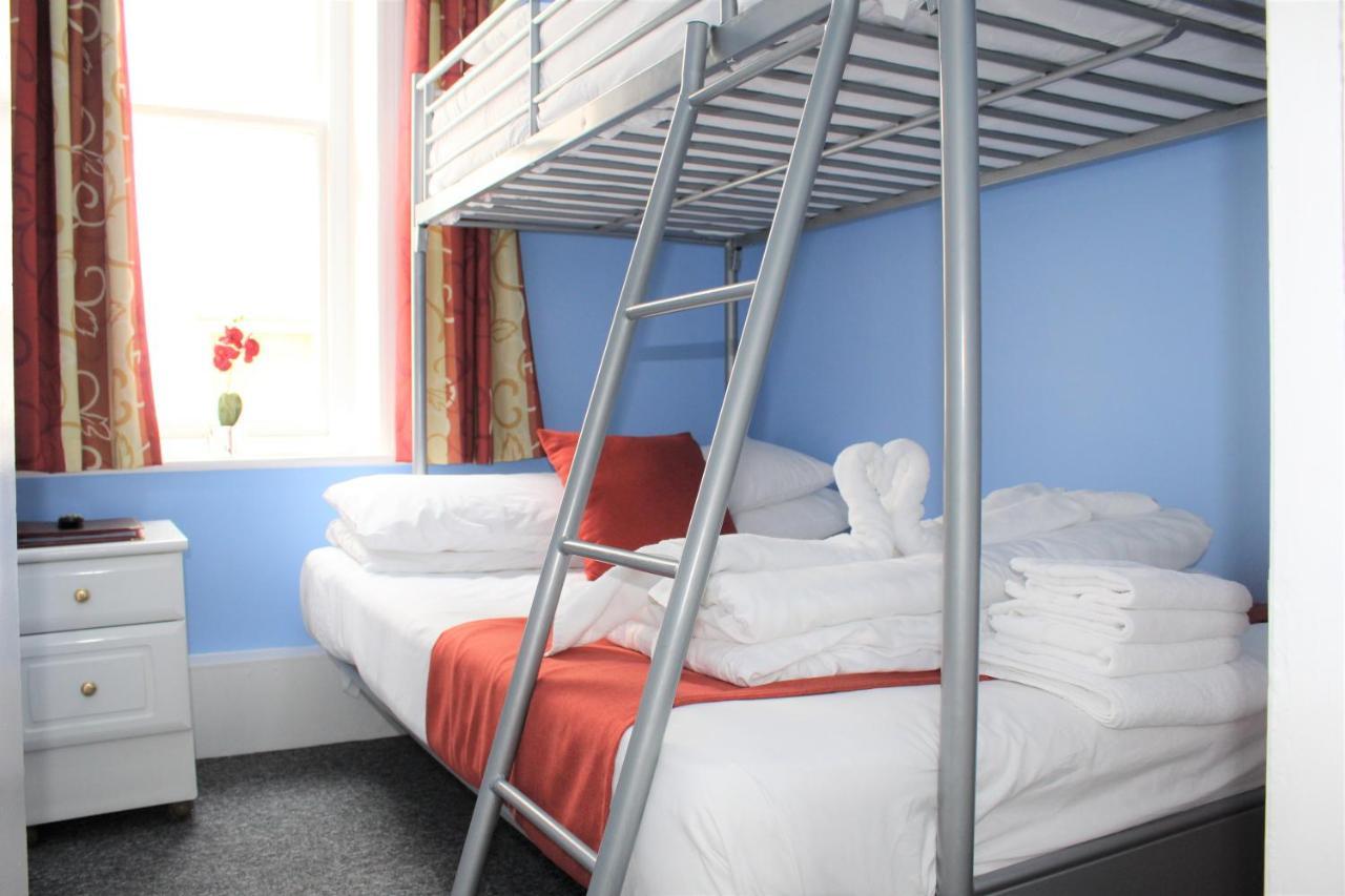 Backpackers Blackpool Hotel & Suites Екстер'єр фото