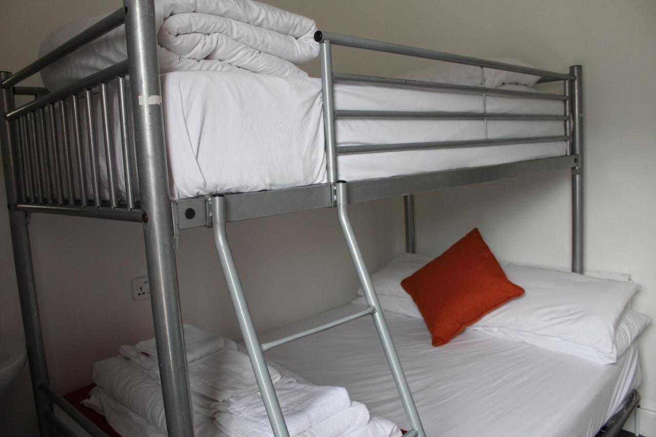 Backpackers Blackpool Hotel & Suites Екстер'єр фото