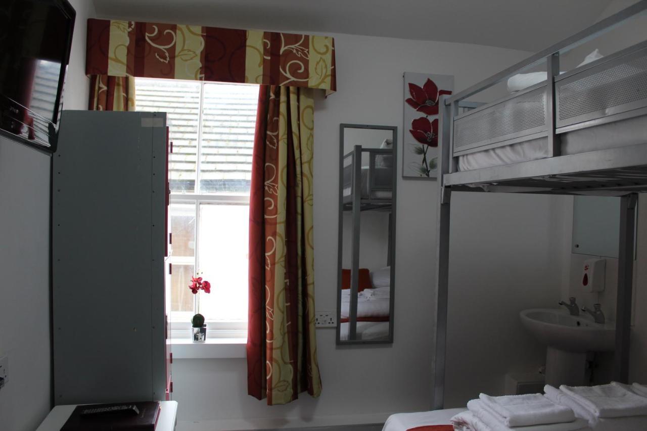 Backpackers Blackpool Hotel & Suites Екстер'єр фото