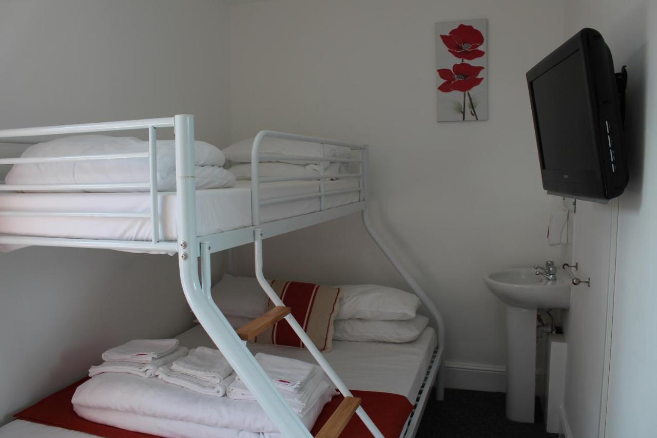 Backpackers Blackpool Hotel & Suites Екстер'єр фото