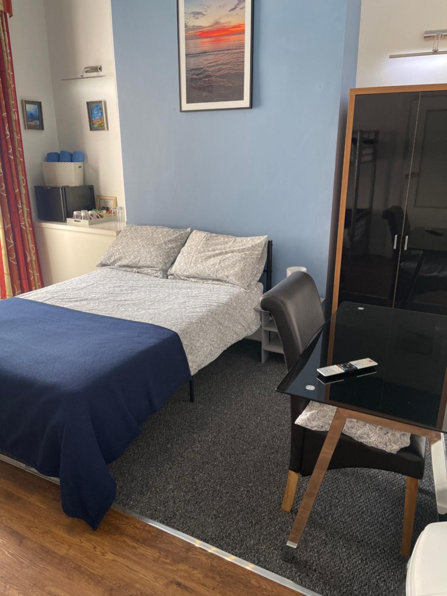 Backpackers Blackpool Hotel & Suites Екстер'єр фото
