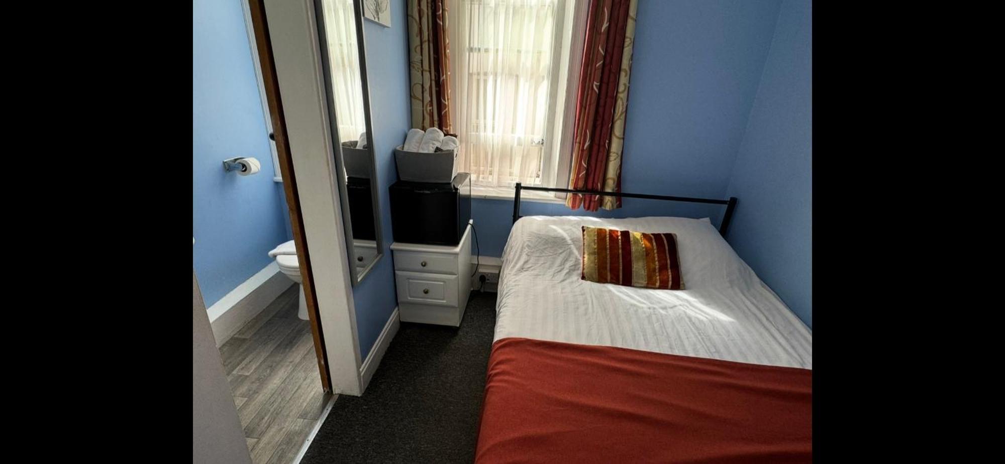 Backpackers Blackpool Hotel & Suites Екстер'єр фото