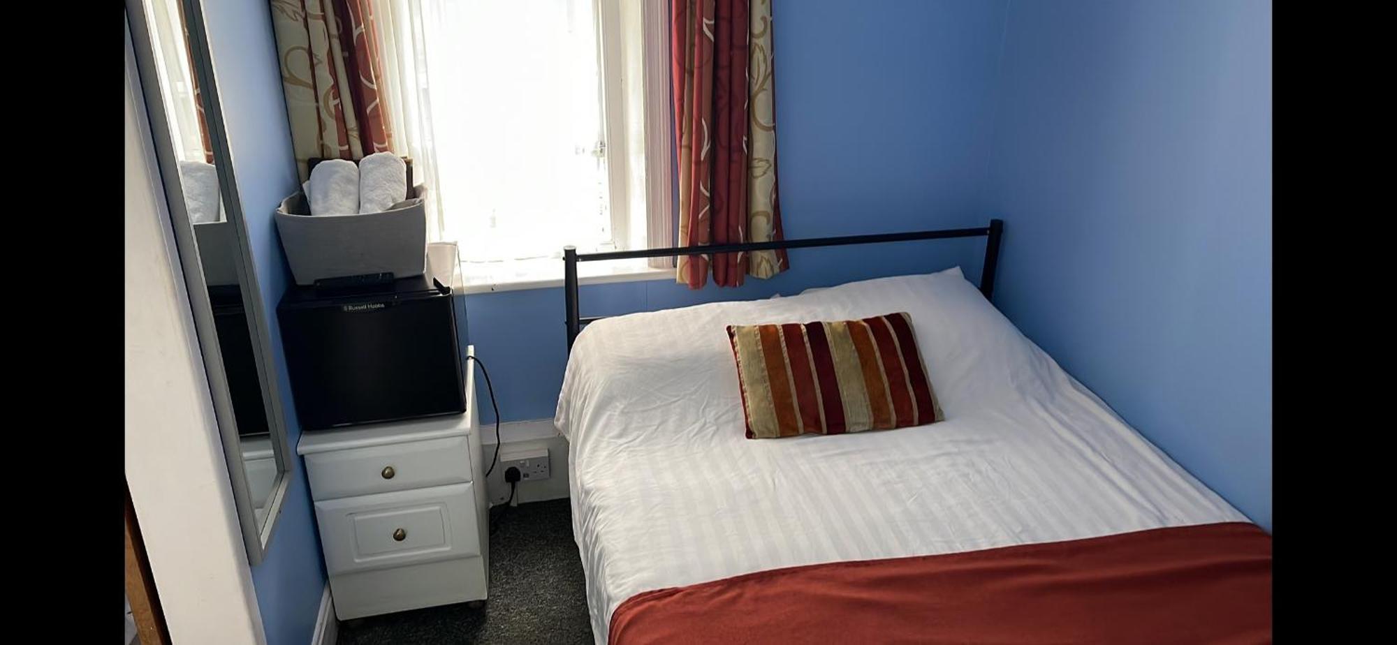 Backpackers Blackpool Hotel & Suites Екстер'єр фото