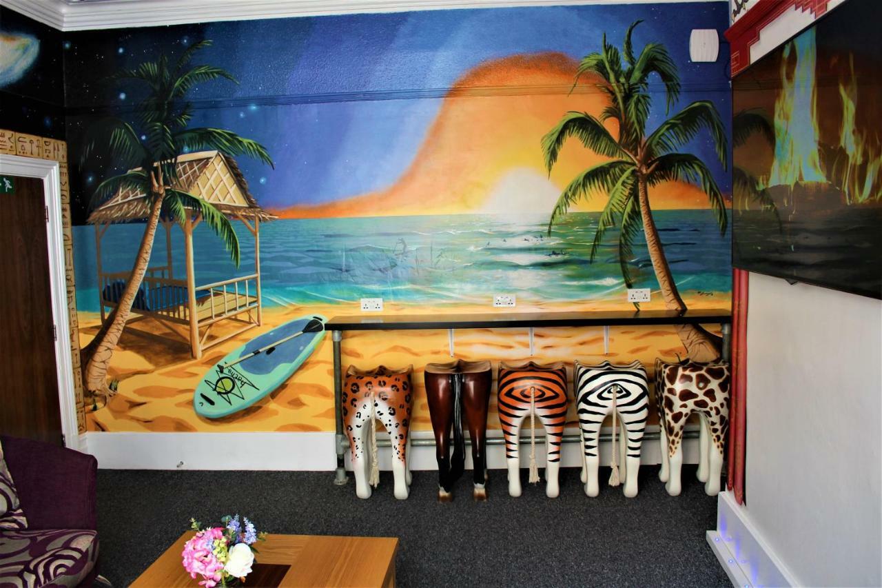 Backpackers Blackpool Hotel & Suites Екстер'єр фото