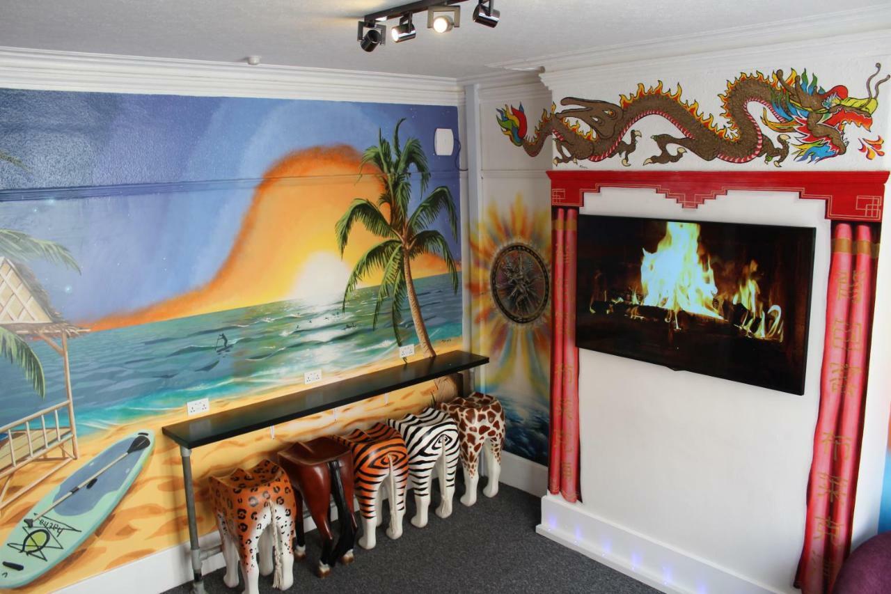 Backpackers Blackpool Hotel & Suites Екстер'єр фото