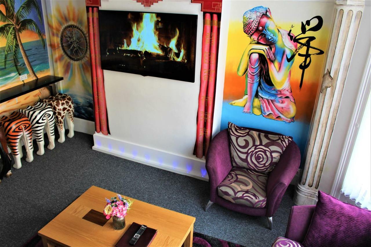 Backpackers Blackpool Hotel & Suites Екстер'єр фото